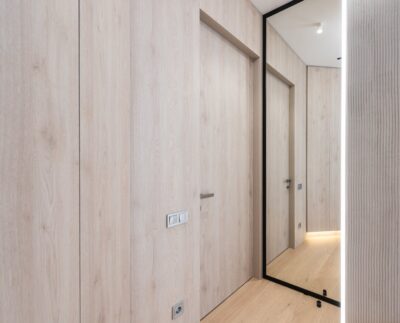 Nowoczesne drzwi zewnętrzne do domu jednorodzinnego - połączenie estetyki, trwałości i funkcjonalności